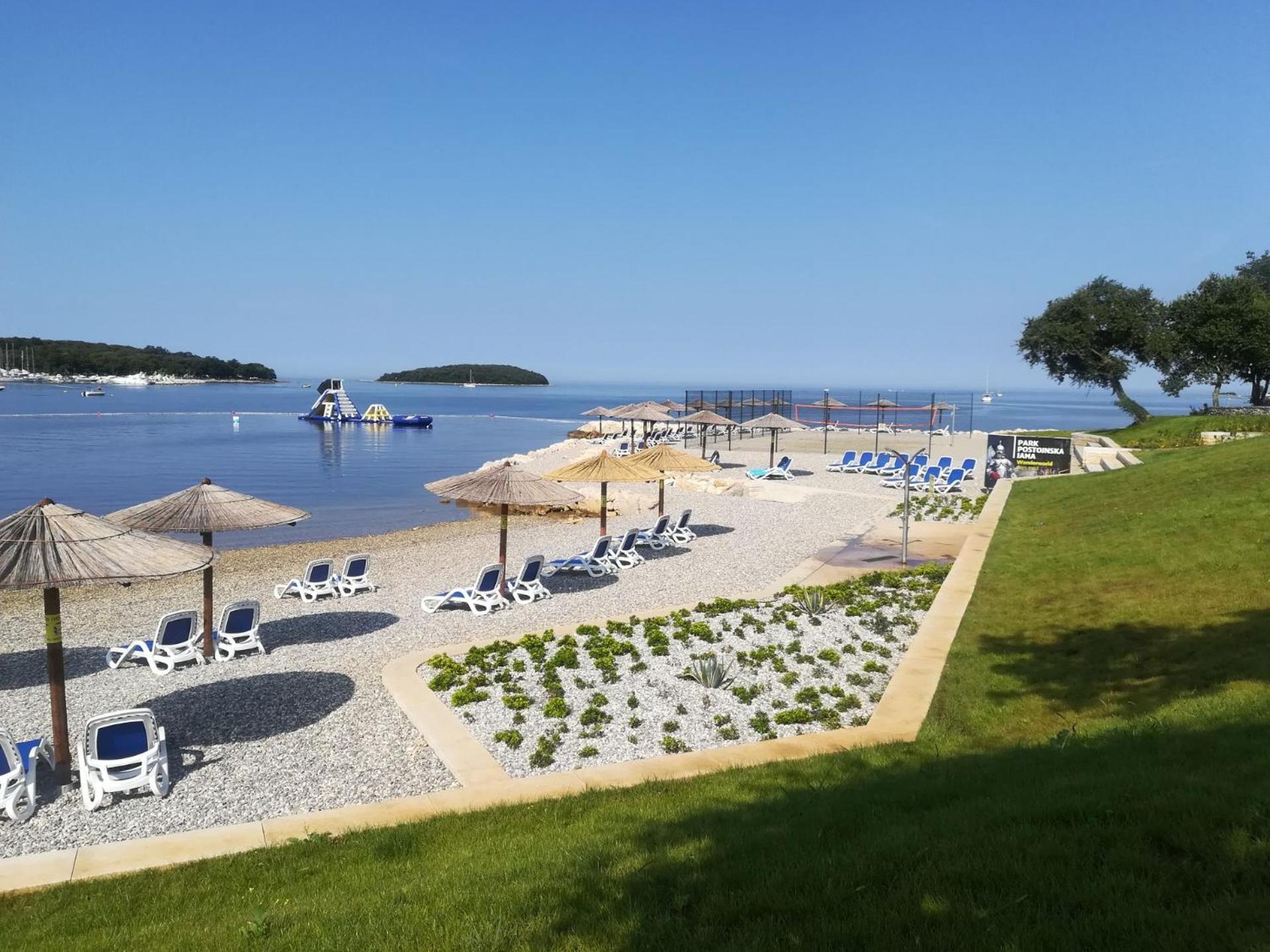 Apartmani Ana Borovac Funtana Bagian luar foto